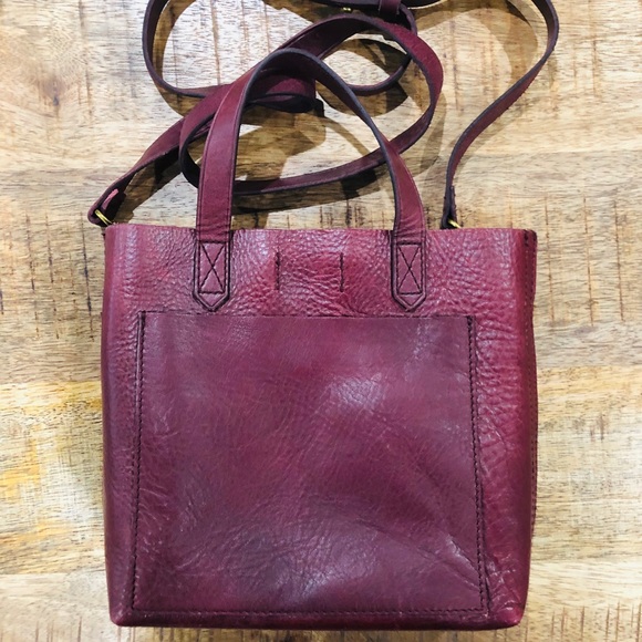 Never used. Sold out color. Madewell sm transport Crossbody Sold out - Picture 2 of 4